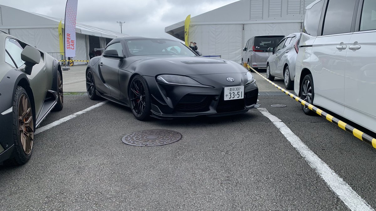 富士スピードウェイやばい車がたくさんいる