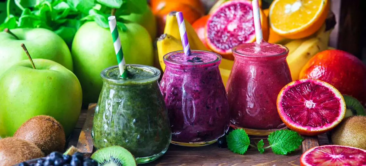 Good morning, evening &amp; all in betweens, happy #Friyay!

Steak n eggs, biscuits n sawmill gravy &amp; buckwheat🥞 with berries are pawsome with vast our array of beverages!

#SummerOfRubs mind/spirit/body smoothies!

See mew at the #ChillTent, we love mew!💖
#XCats #XPups #Anipals