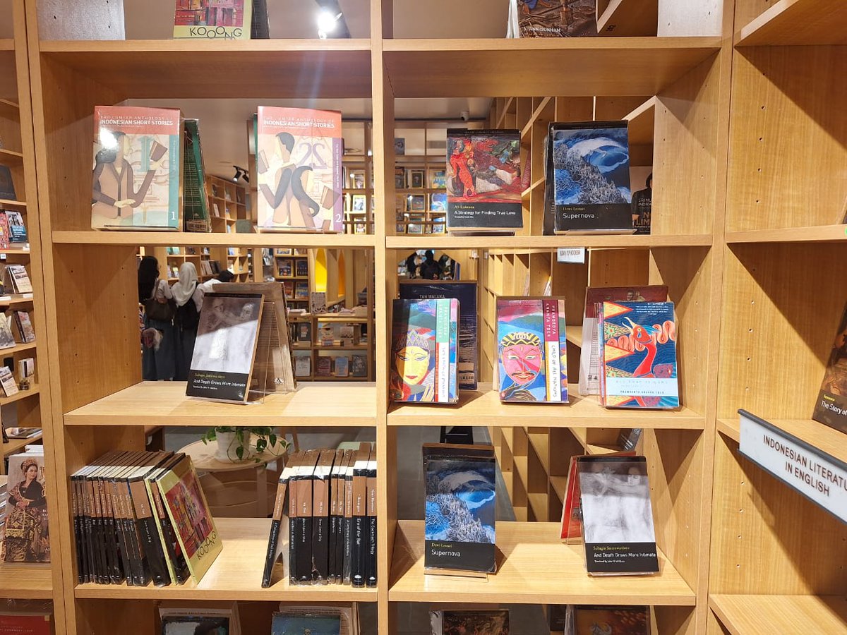 Lontar Foundation tweet media