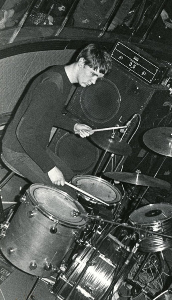 acfwilson's tweet image. #FallFriday. ( Plaza, Glasgow, Feb '81, pictures by M . McClenaghan.)
@hanleyPa @marcrileydj @SteveHanley