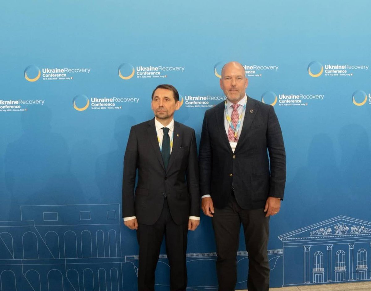 UWCongress's tweet image. At #URC2025, UWC President Paul Grod @PaulMGrod met with Minister Mykola Tochytskyi @tochytskyi to discuss protecting Ukraine’s memory, identity, and heritage — key to recovery and global resilience.
Culture is the foundation of Ukraine’s national security 🇺🇦 @MCSCUkraine