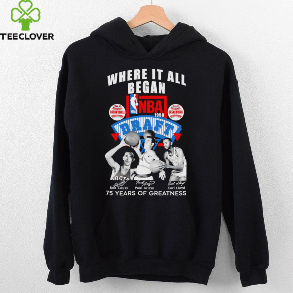 teecloveroffic's tweet photo. shirt. Own a piece of basketball history!
Product Link: https://t.co/uXghFuaaDe #NBAHistory #75YearsOfGreatness #Basketball #Teejeep https://t.co/nHFoZX15nl