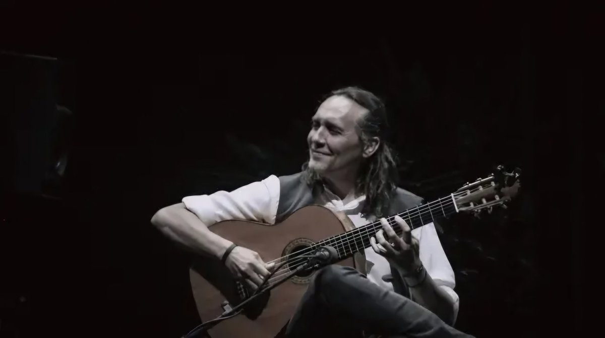 ¡No te pierdas el próximo lunes día 14 la actuación del guitarrista Vicente Amigo en el marco del Festival de Liubliana!

En Križanke a las 21:00 horas