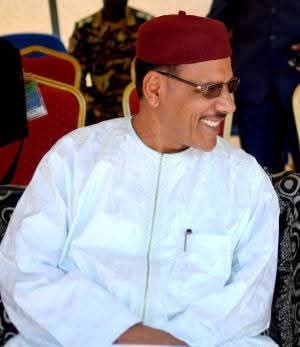 #Niger: En ce vendredi 11 juillet 2025, jour saint de l'Islam, mes pensées vont à l'endroit de SEM <a href="/mohamedbazoum/">Mohamed Bazoum</a> en détention extrajudiciaire depuis plus de 23 mois au Palais de la Présidence à #Niamey. Libérez-le !!!
