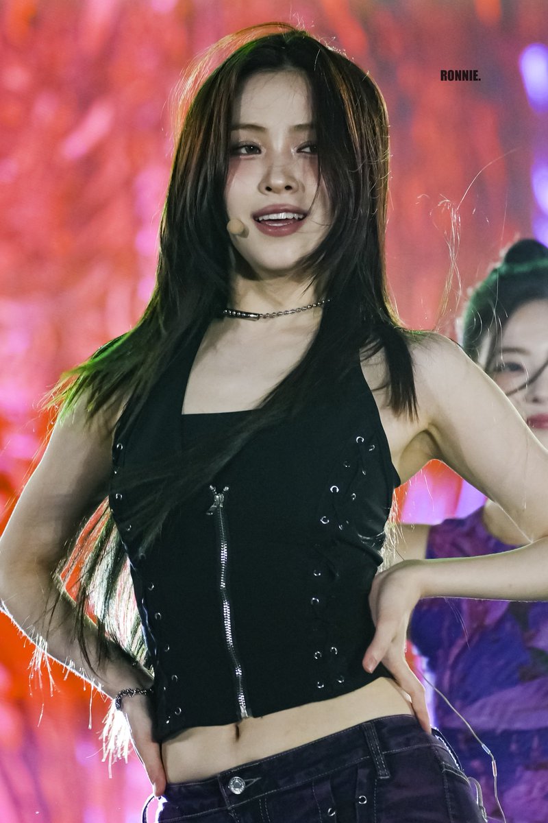 250706 TheNextwave XX25 Beach Music Festival

#ITZY #있지 
#류진 #RYUJIN