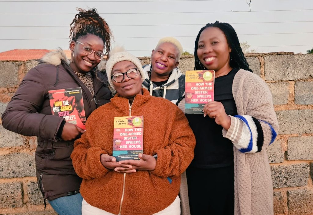 Last weekend, we met up to discuss our June read "How The One-Armed Sister Sweeps Her House" by the amazing <a href="/csajthewriter/">Cherie Jones</a> 

#JuneReads
#Bookclubsaturday
#CaribbeanRead

Find our review on 👇🏾👇🏾
 instagram.com/p/DL15aukNhrT/…