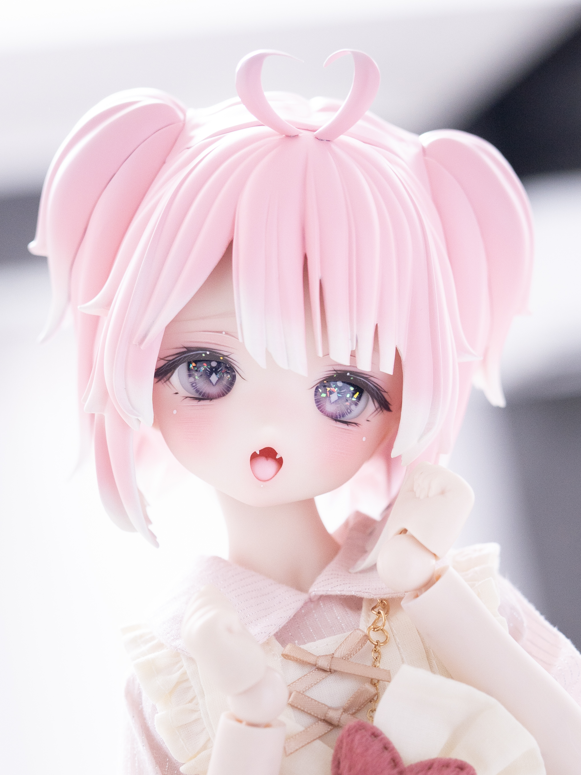 AZONE INTERNATIONAL::えっくす☆きゅーと