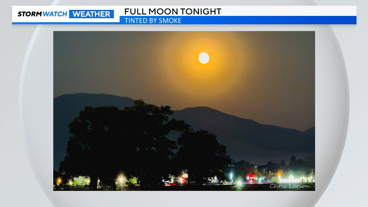 When that moon gets big and bright... It's a supernatural delight.  Feel free to dance!
Full Moon over Reno