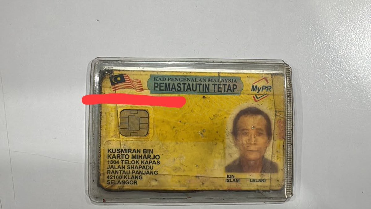 Sesiapa yg kenal pakcik ni..waris boleh datang di IPD Klang selatan.dari pagi pakcik ni dekat balai.bila di tanya dia ckp duduk port Klang ..🙏(alamat telok kapas rantau panjang Klang)