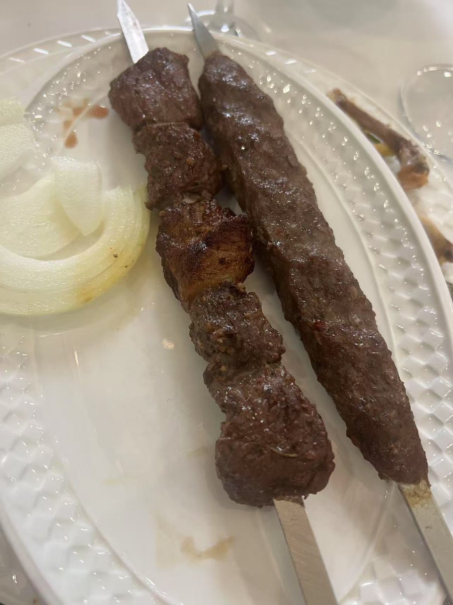 汤和烤肉🍖真不错👍