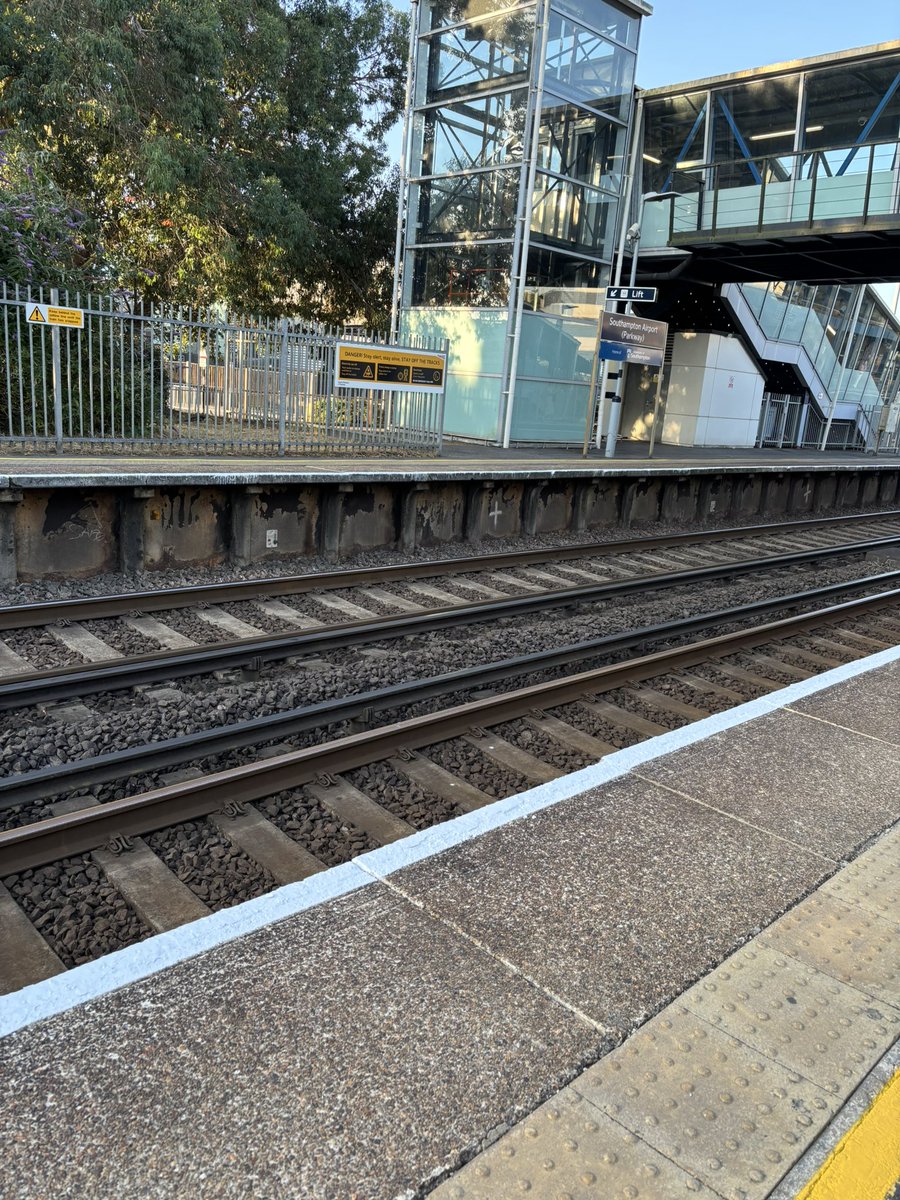 Emily Jiang (@emilyjiang@bsky.social) (@emilyfhjiang) on Twitter photo What a sunny day! On my way to #London… I am excited to host 2025 <a href="/ljcjug/">LondonJavaCommunity</a> summer unconference <a href="/IBM/">IBM</a> London office ! Looking forward to the keynote <a href="/LangChainAI/">LangChain</a> <a href="/hollycumming/">Holly Cumming</a> What a sunny day! On my way to #London… I am excited to host 2025 <a href="/ljcjug/">LondonJavaCommunity</a> summer unconference <a href="/IBM/">IBM</a> London office ! Looking forward to the keynote <a href="/LangChainAI/">LangChain</a> <a href="/hollycumming/">Holly Cumming</a>