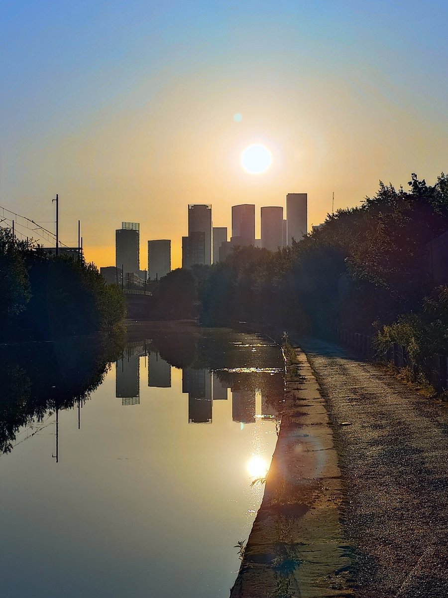 Mornings like this 🌞 Bridgewater Canal #Manchester