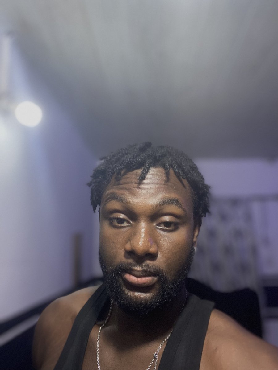 Blahck (@blahckunlocked) on Twitter photo 