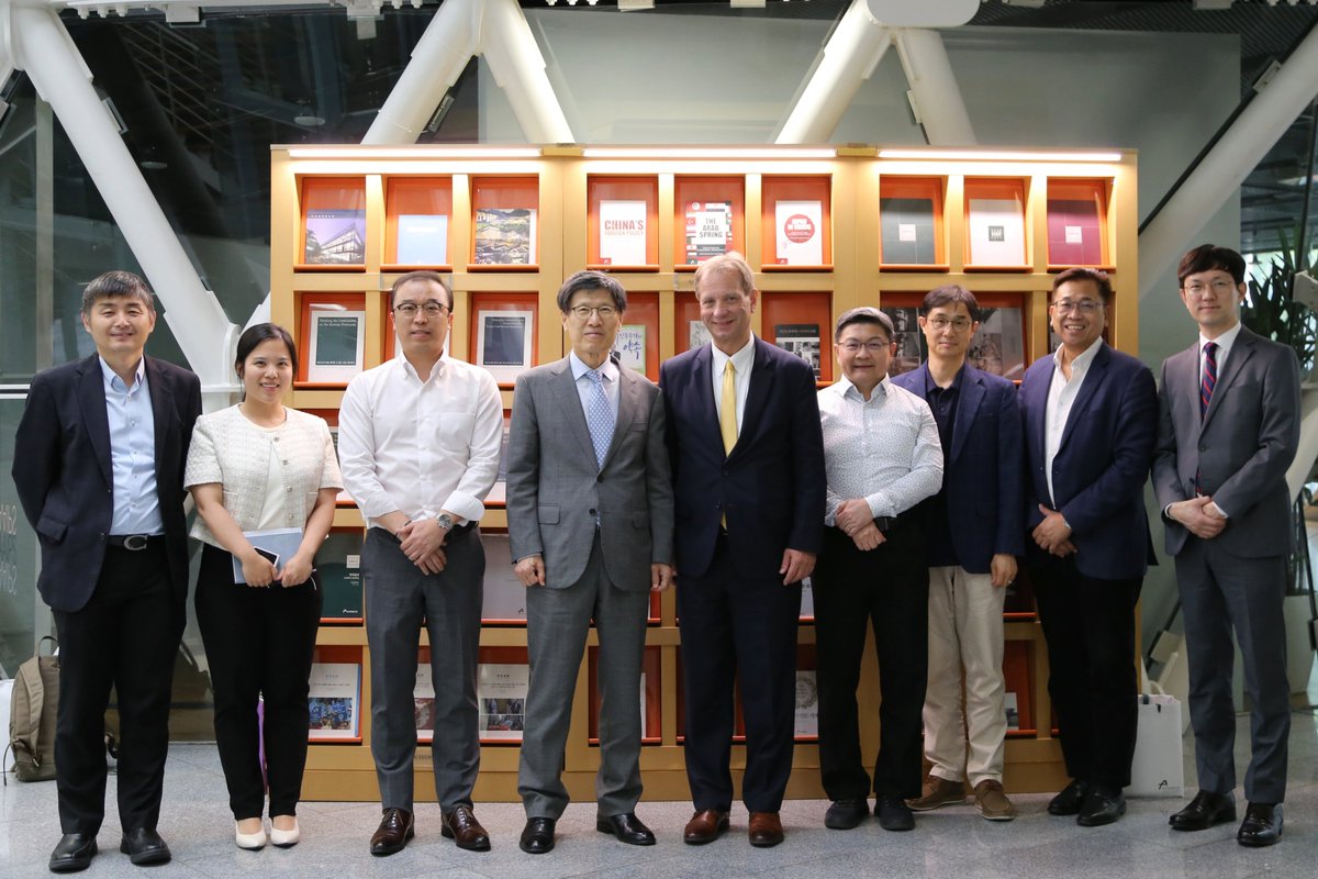 [Past Events] Asan Roundtable with the Delegation from the East Asian Institute at the National University of Singapore

en.asaninst.org/?p=59182