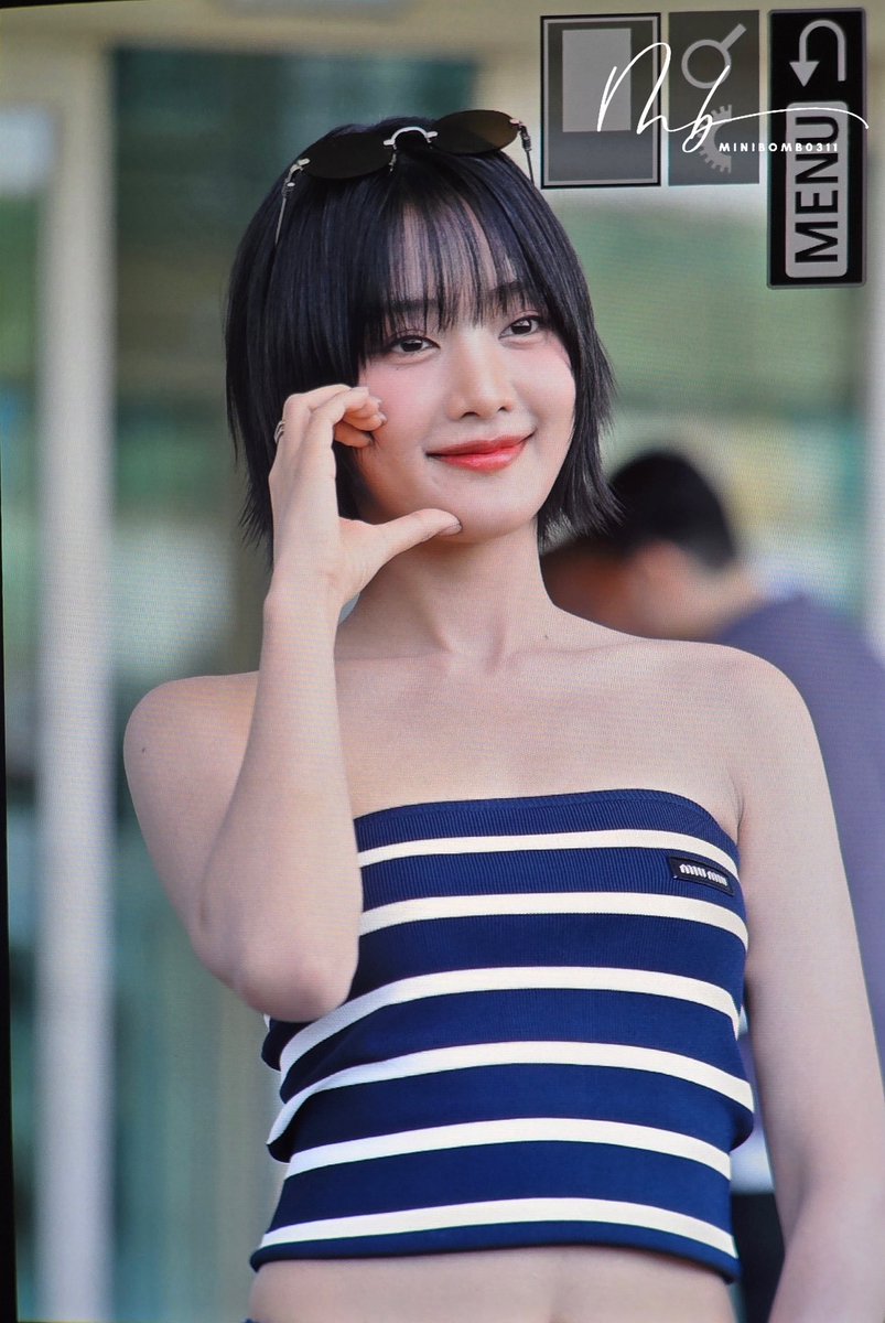 minibomb0311's tweet image. 250711 민니 프리뷰
단발머리 😱❤️
#IDLE #GIDLE #여자아이들 #아이들 #민니 #MINNIE #มินนี่