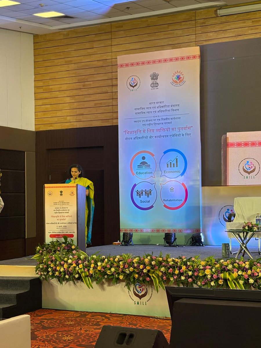 Ms. Sonali Ponkshe Vayangankar, Principal Secretary, Social Justice &amp; Empowerment of Persons with Disabilities Department, Government of Madhya Pradesh, addressed the gathering at the One-day Workshop &amp; Training Program on the SMILE-Beggary.