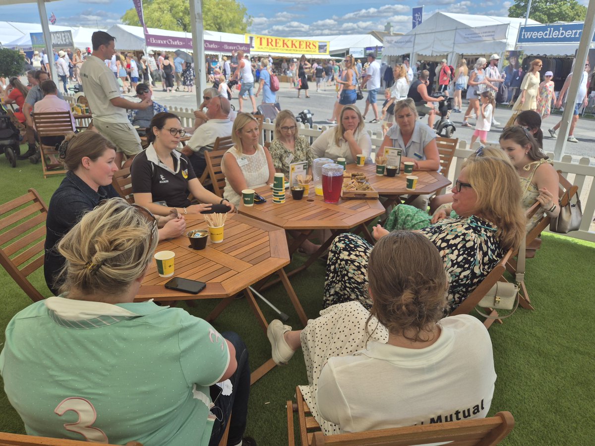 nfunorth's tweet image. It's the fourth and final day of the @greatyorkshow!
What a fantastic week it's been. Yesterday we had positive discussions on stand with Senior church leaders and Rural Chaplains, @LordKirkhope and Alix Morley from @yellowwelliesuk.
Weโve got lots more in store today!