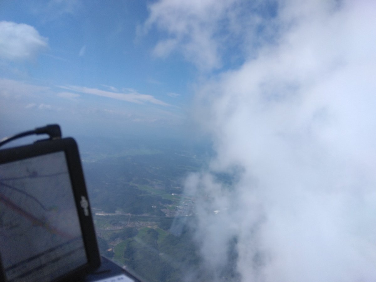 公益社団法人宮城県航空協会 SAM(Sky Association of Miyagi) (@gliderkakuda) on Twitter photo 会員各位
7月12、13日もフライトです
両日とも9:00集合。複座機は554とDTを組みます。希望により単座機も出します。
慶応高校航空部の皆さんが高校選手権前の合宿でフライト参加します。人手が必要ですのでご協力をお願いいたします。
13日は暑くなりそう。熱中症対策をしっかり行ってください。 会員各位
7月12、13日もフライトです
両日とも9:00集合。複座機は554とDTを組みます。希望により単座機も出します。
慶応高校航空部の皆さんが高校選手権前の合宿でフライト参加します。人手が必要ですのでご協力をお願いいたします。
13日は暑くなりそう。熱中症対策をしっかり行ってください。