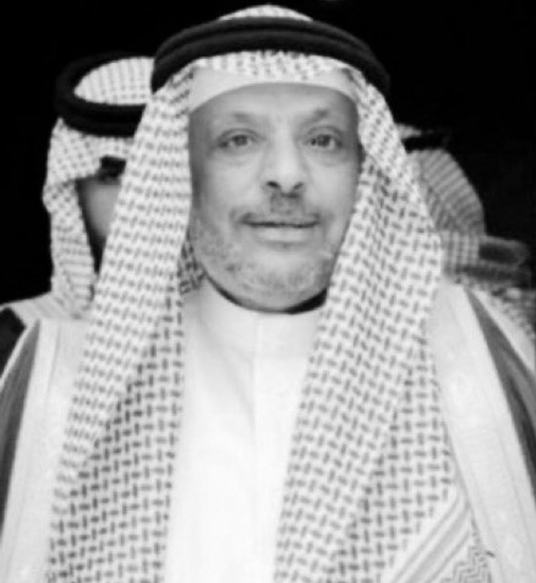 ورحل وجه من وجوه البدائع…
رحل الشيخ عبدالله بن محمد المنيف، رجل البر والسخاء، ورفيق الجمعيات وأوقافها، وصاحب اليد المبسوطة في مواطن الحاجة، والمواقف النبيلة التي لا تُنسى. عرفته البدائع صغيرها وكبيرها، وشهد له الجميع بأنه ممن يبذلون في صمت، ويغيبون في الضوء، لكنّ أثرهم باقٍ في