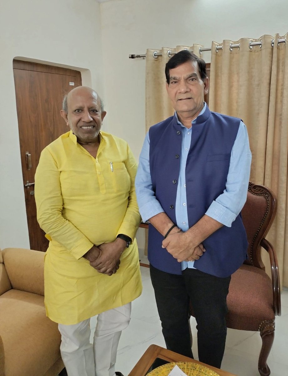 Pawan Kedia (@pawankediaa) on Twitter photo उत्तर प्रदेश सरकार में मा. कैबिनेट मंत्री श्री ए. के. शर्मा जी आपको जन्मदिन की हार्दिक शुभकामनाएं!
मर्यादा पुरुषोत्तम प्रभु श्रीराम जी आपको उत्तम स्वास्थ्य, दीर्घायु और निरंतर यश प्रदान करें, ऐसी प्रार्थना है।
<a href="/aksharmaBharat/">A K Sharma</a> उत्तर प्रदेश सरकार में मा. कैबिनेट मंत्री श्री ए. के. शर्मा जी आपको जन्मदिन की हार्दिक शुभकामनाएं!
मर्यादा पुरुषोत्तम प्रभु श्रीराम जी आपको उत्तम स्वास्थ्य, दीर्घायु और निरंतर यश प्रदान करें, ऐसी प्रार्थना है।
<a href="/aksharmaBharat/">A K Sharma</a>