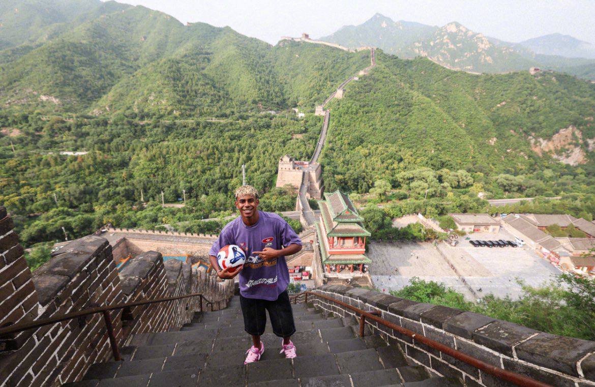 Lamine Yamal is now becoming IShowDribble!

🤣🤣🤣