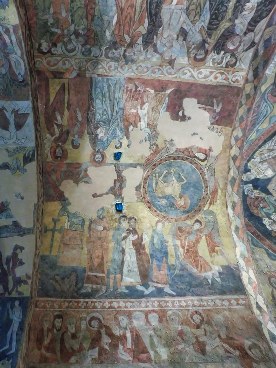 RomanicoEspana's tweet photo. Las pinturas murales absidiales de la iglesia de San Justo y San Pastor de Segovia: de los más completos y mejor conservados conjuntos de pintura mural románica en Castilla y que serán visitables este verano desde el 12 de julio al 7 de septiembre #BuenosDias #FelizViernes https://t.co/C32kYzMgQ0
