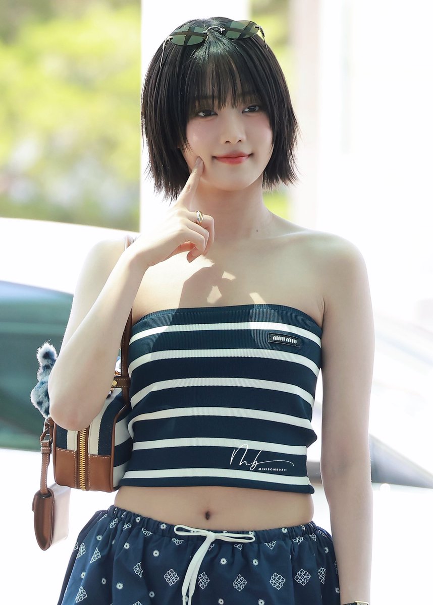 minibomb0311's tweet image. 250711 민니 ❤️❤️❤️
❤️❤️❤️
#IDLE #GIDLE #여자아이들 #아이들 #민니 #MINNIE #มินนี่