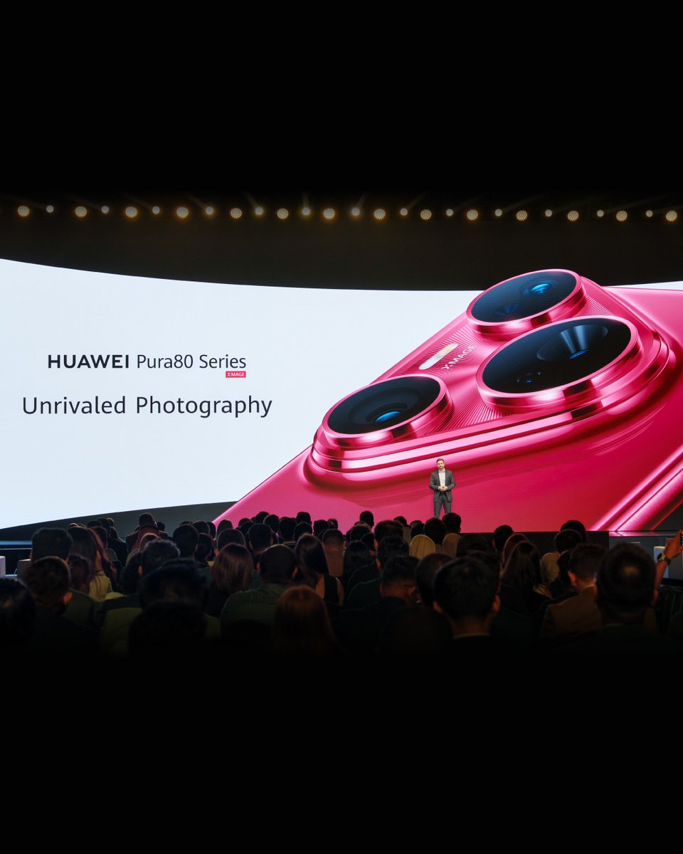 HuaweiZA's tweet image. History was made in Dubai, with the release of the HUAWEI Pura 80 Series and its game-changing Switchable Dual Telephoto Camera. HUAWEI MatePad 11.5 supports eye-soothing PaperMatte Display also stole the show. #HUAWEIPura80 #FashionNext