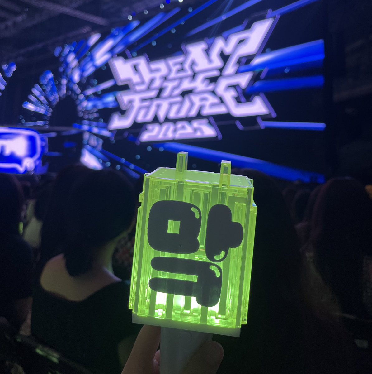 soapy_sophy's tweet photo. 20250710 THE DREAM SHOW4 🫶🏻 https://t.co/YNCvCNn7GH