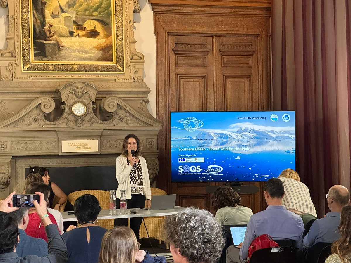 marcalcifiers's tweet image. This week Blanca took part in the @AntICON_SCAR workshop to present the new @SOOSocean @goa_on Acidification hub. It was an interesting experience and a great opportunity to reconnect with past collaborators and meet new colleagues. @SCAR_Tweets #ScienceForPolicy #Antarctica