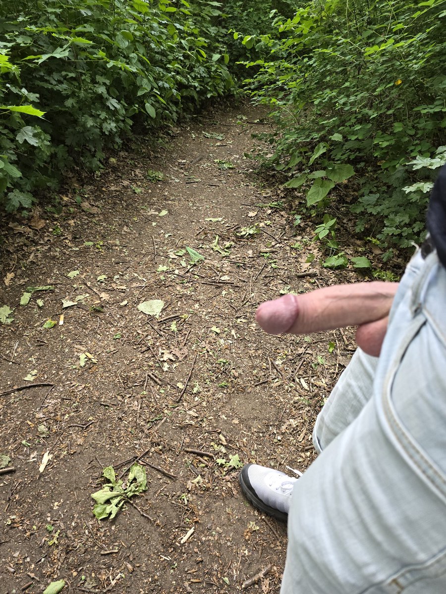 Na dann warten wir mal noch kurz. Vorbei laufen und maul aufmachen bitte!!!!