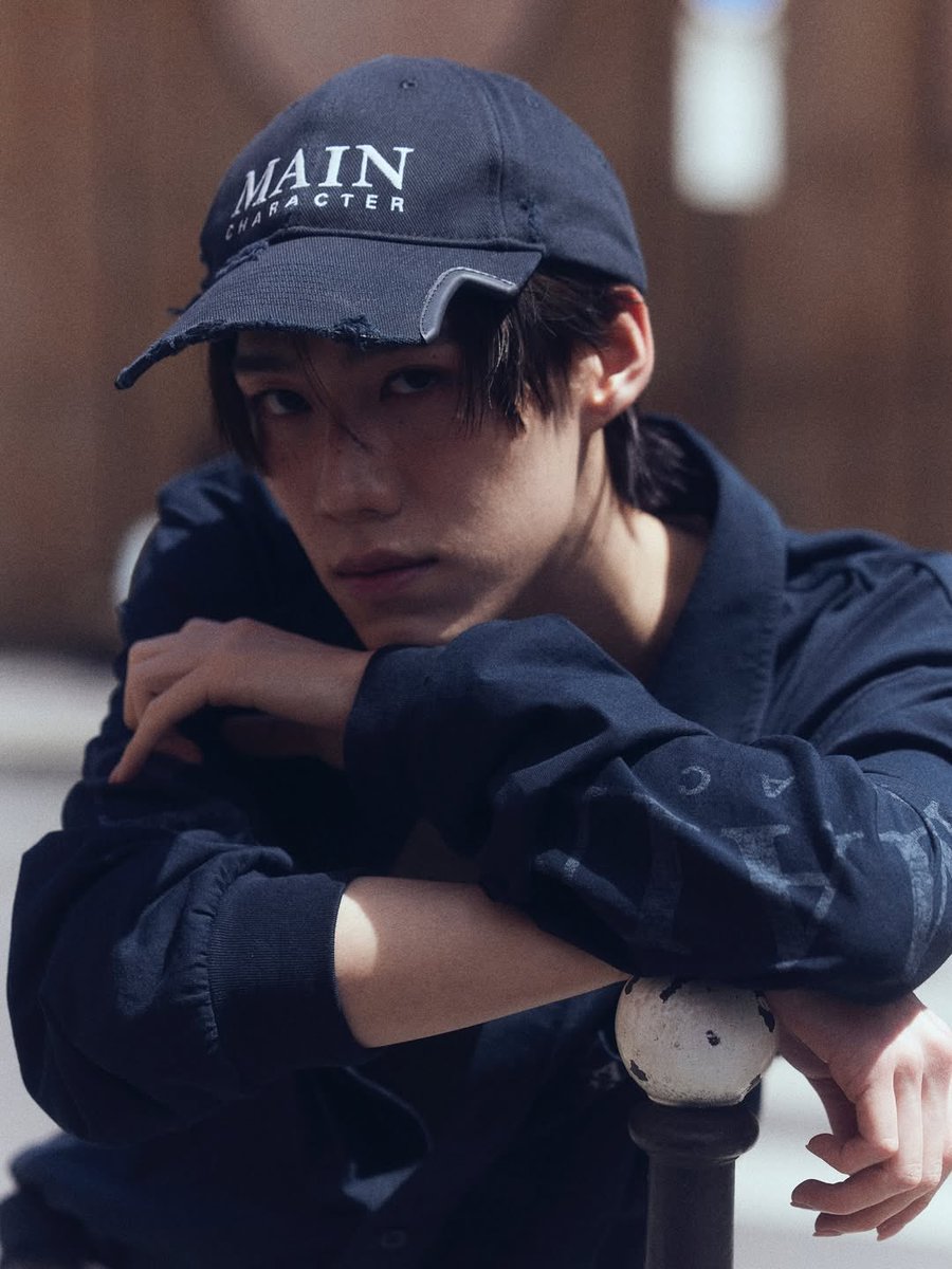 อะโห่ยยยยยยยยยยย พีพีหล่อมาก หล่อเกิ๊นนน ㅠ ㅠ 

GBA PP KRIT BALENCIAGA  
#Balenciaga54thCouturexPPKRIT 
#BalenciagaxPPKRIT #ppkritt