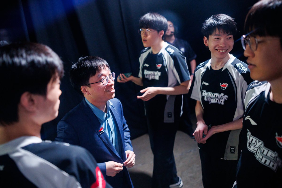 Romantic_Code_'s tweet image. #Flandre #Tarzan #Shanks #Hope #Kael

Cr.一村那点事儿

🔗 weibo.com/1549575922/518…