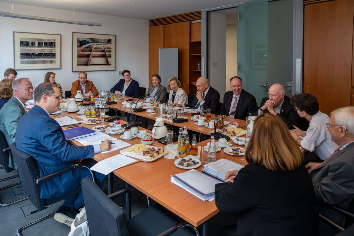 JewishClaimsCon (@jewishclaimscon) on Twitter photo Danke an Matthias Miersch, <a href="/NancyFaeser/">Nancy Faeser</a>, Helge Lindh, <a href="/Kthrn_Mchl_SPD/">Kathrin Michel</a> & Kerstin Griese für den wertschätzenden Austausch mit unserer <a href="/ClaimsCon/">Claims Conference</a>-Delegation.
Ihr Einsatz für die Anliegen der Überlebenden und für @Holocaust-Education bedeutet viel. Danke an Matthias Miersch, <a href="/NancyFaeser/">Nancy Faeser</a>, Helge Lindh, <a href="/Kthrn_Mchl_SPD/">Kathrin Michel</a> & Kerstin Griese für den wertschätzenden Austausch mit unserer <a href="/ClaimsCon/">Claims Conference</a>-Delegation.
Ihr Einsatz für die Anliegen der Überlebenden und für @Holocaust-Education bedeutet viel.