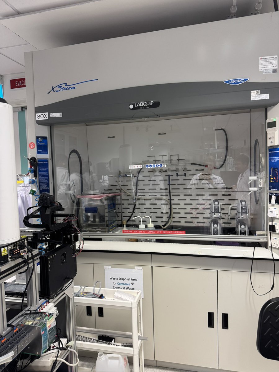 ADuvalinho's tweet image. Thank you so much #AI4X and Singapour ! 

A week of interesting discussions with the AI for Material/Chemistry community, experimental lab visits, amazing talks, client meetings, fancy rooftops, and more. 

Concluded by our presentation of Entalpic’s AI materials discovery…