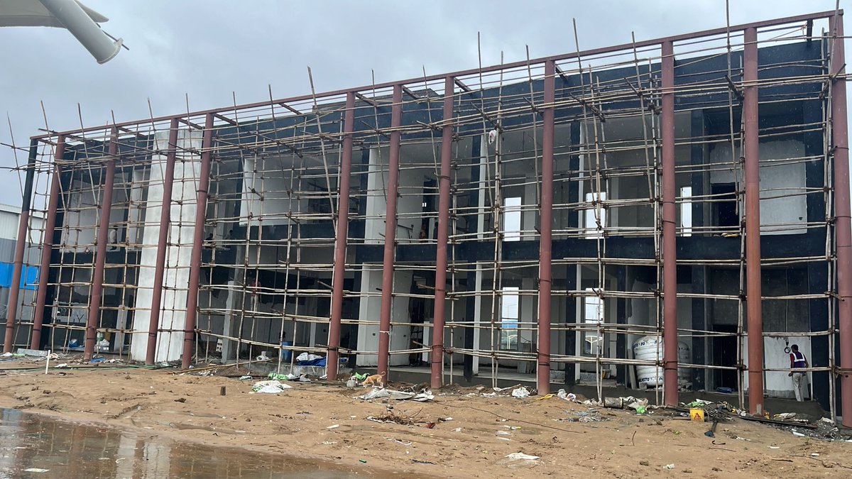 simem_india's tweet photo. 🏭 Presenting SIMEM India’s new manufacturing facility!
Built for precision, performance &amp; growth—our teams are already assembling core modules &amp; gearing up for first dispatches.
Swipe through 📸 &amp; stay tuned—this is just the beginning. 🚀
#SIMEM #madeinindia https://t.co/iPAsnsZfJX