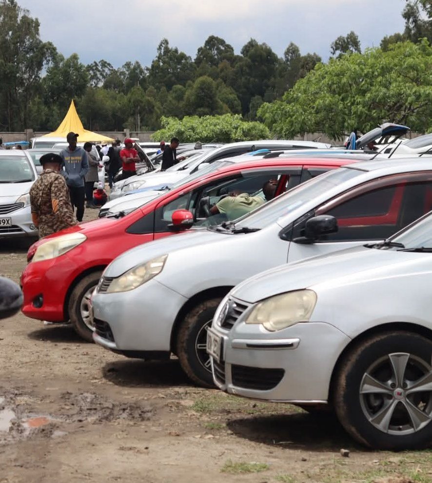 The weekend is here! 
Which car are you bringing to the bazaar this Sunday?
#carbazaar