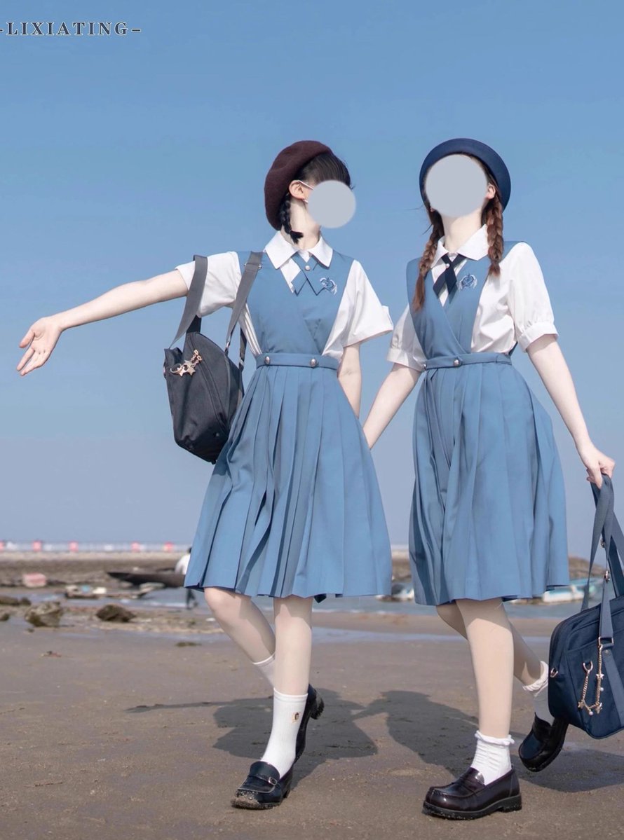 honeywardrobe07's tweet image. &lt;New In&gt;
Knee-length skirt flatters your legs while keeping the playful student charm 🧸👣📘.
Purchase at: honeywardrobe.com/collections/20…
#HoneyWardrobe #KneeLengthSkirt #JKLook #StudentStyle #YouthfulVibes #ModestFashion #UniformInspo