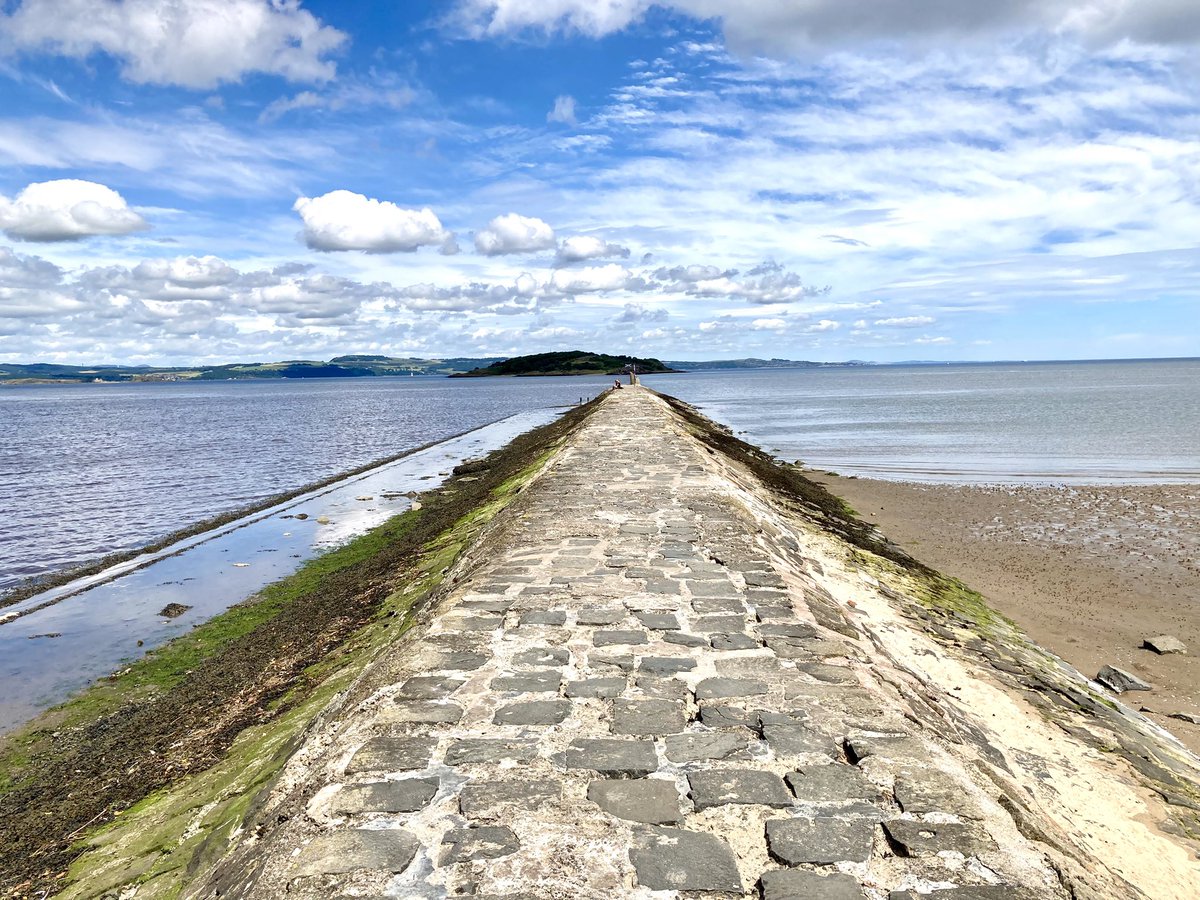 Nathan_Hartley_'s tweet image. Blissful few days in Perth, Scotland 🏴
Plenty of Sankirtan, Sun and Scottish fudge 🧁 😋
#Scotland #Perth #LifeOnTheRoad