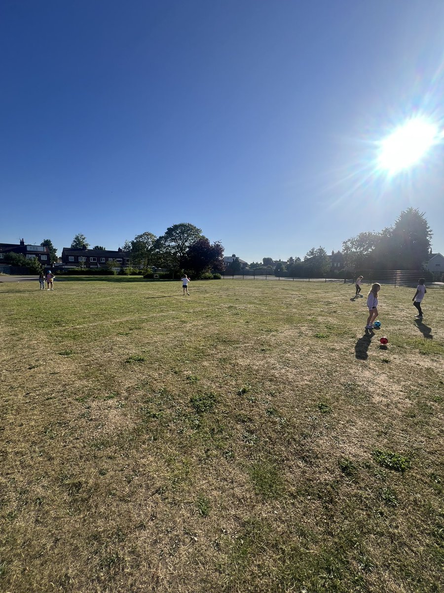 We have had breakfast and are up and out playing already in the sunshine ⚽️☀️