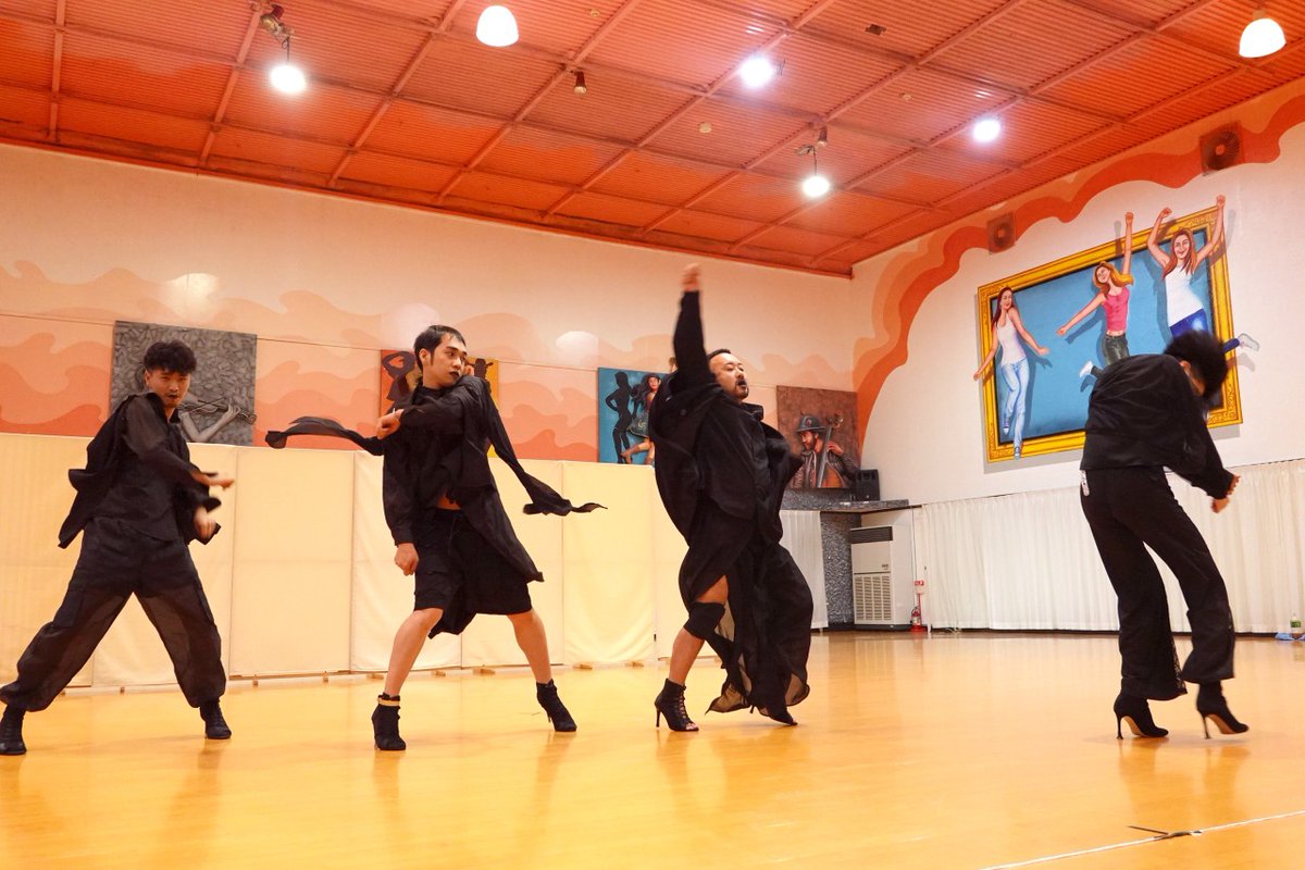 ダンス合宿の有志でタットとハイヒール踊らせて貰った！
すごーくたのしかったですJ( 'ｰ`)し