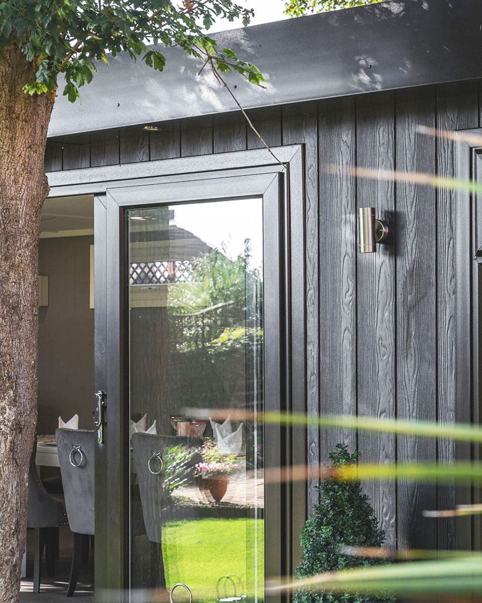 Cabin Master tweet media