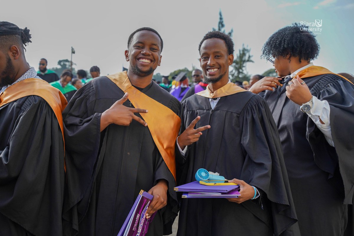 Smiles everywhere
#Classof2025
#DrivenDisruptors
#TheChartered
#NurturingInnovators