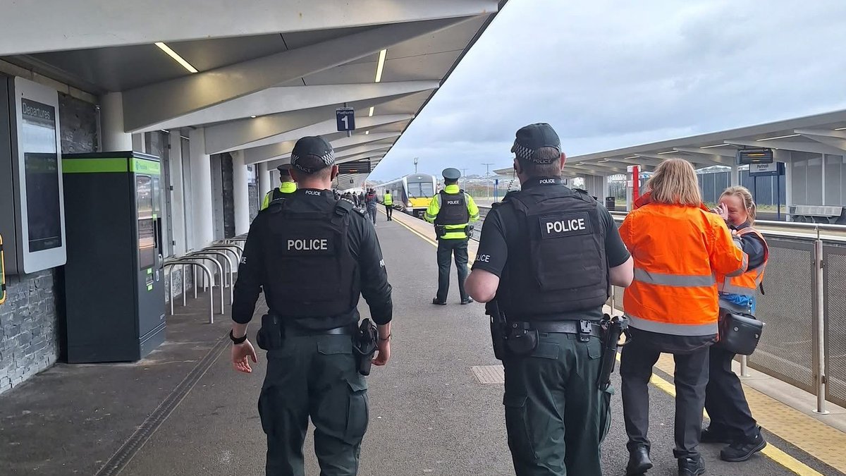 PSNICCGDistrict's tweet image. We are reminding the public of the importance of personal safety at #TheOpen, as the most significant event happening in Portrush returns next week.
Our Safe Transport Team will be on hand to ensure everyone can arrive to their destination safely if using public transport.