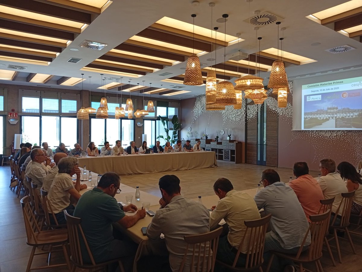 cesfac's tweet image. Cerramos la semana con algunas imágenes de la reunión nacional de directores de compras de materias primas de fábricas de pienso de CESFAC organizada por ASFACyL en Segovia.