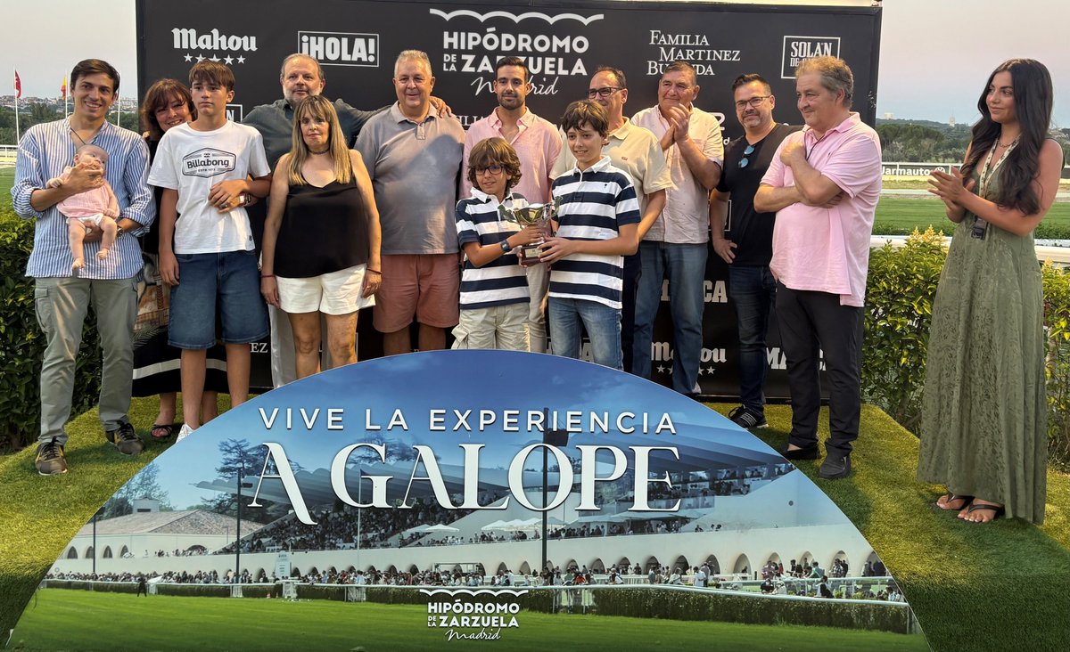 BELADOR fue el ganador del Premio CRÍA NACIONAL - OKAWANGO del jueves 10 de julio.🥇 
Enhorabuena a la Cuadra Merydeis, al preparador Juan Carlos Rosell y al jockey <a href="/RNValle2/">R.N.Valle</a> 🏇👏

Entregó el trofeo Dña. Berta Guijarro. 🏆
