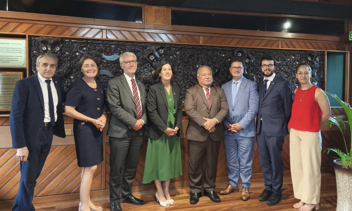 ambafrancefj's tweet image. Parliamentary diplomacy, a powerful tool for ๐ซ๐ท๐ซ๐ฏ relations. This week, a delegation from ๐ซ๐ท@AssembleeNat was in Fiji. MPs @phgosselin, @ArthurDelaporte & @MarionDepute41 met w/ Dep. Speaker & Ass. Minister @lenoraqfj, @sivendram13, @UNAIDS, ๐ซ๐ท community as well as @ForumSEC SG.