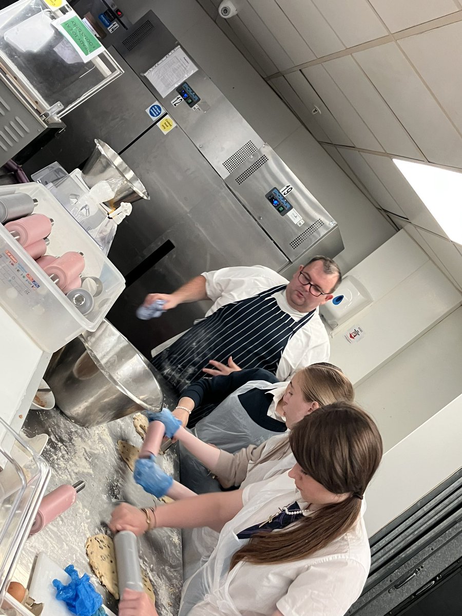 Super Proud of our Tesla students today during their visit to StDavids Hotel! They had a fantastic opportunity to make Welsh cakes and pizzas alongside the head chefs of the establishment. Not only did they show incredible enthusiasm but worked collaboratively as a team!