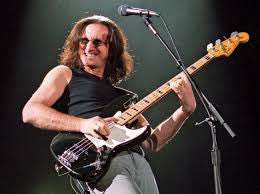 Good morning #RushFamily 
Happy Geddy Friday everyone.👋✌️