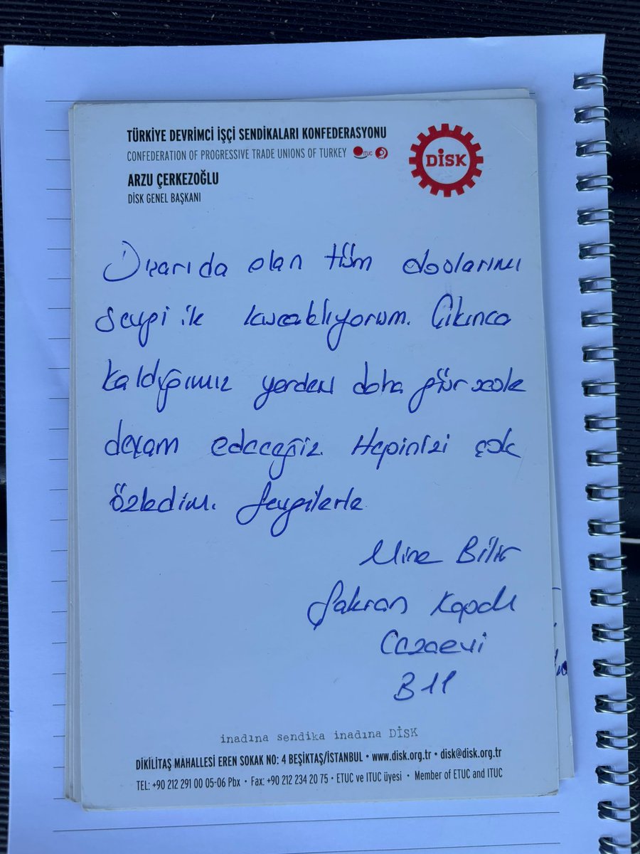 ♀️ <a href="/DiSK_Genel_is/">Genel-İş</a> İzmir 8 Nolu şube başkanı Deniz Şahin Gümüştekin ve İzmir 3 Nolu Şube Kadın Komisyonu Başkanı Mine Bilir ile İzmir Kadın Kapalı Cezaevi'nde görüştük.
Herkese çok selam ve sevgileri var.
Akılları ve yürekleri mücadelemizde 💜
#DenizveMineyeÖzgürlük